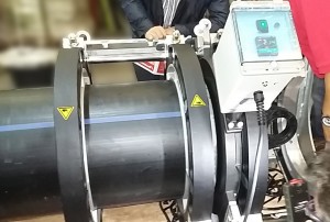 Soldadura de tubos plasticos de gran diametro