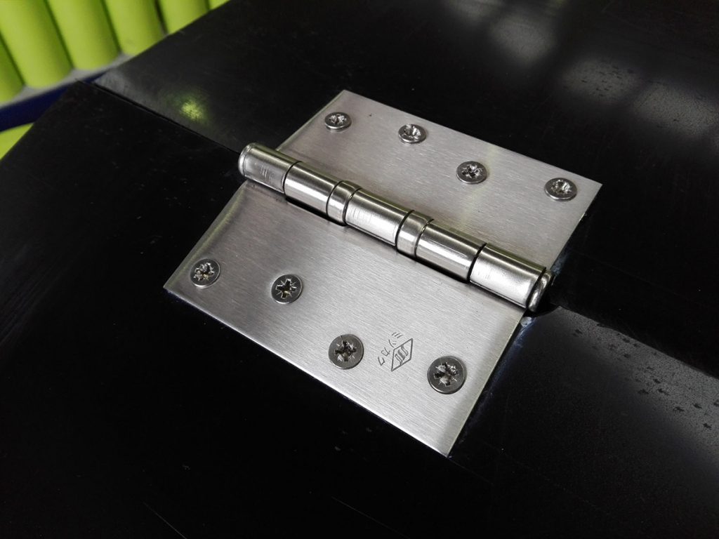 Bisagra inoxidable para baul plastico